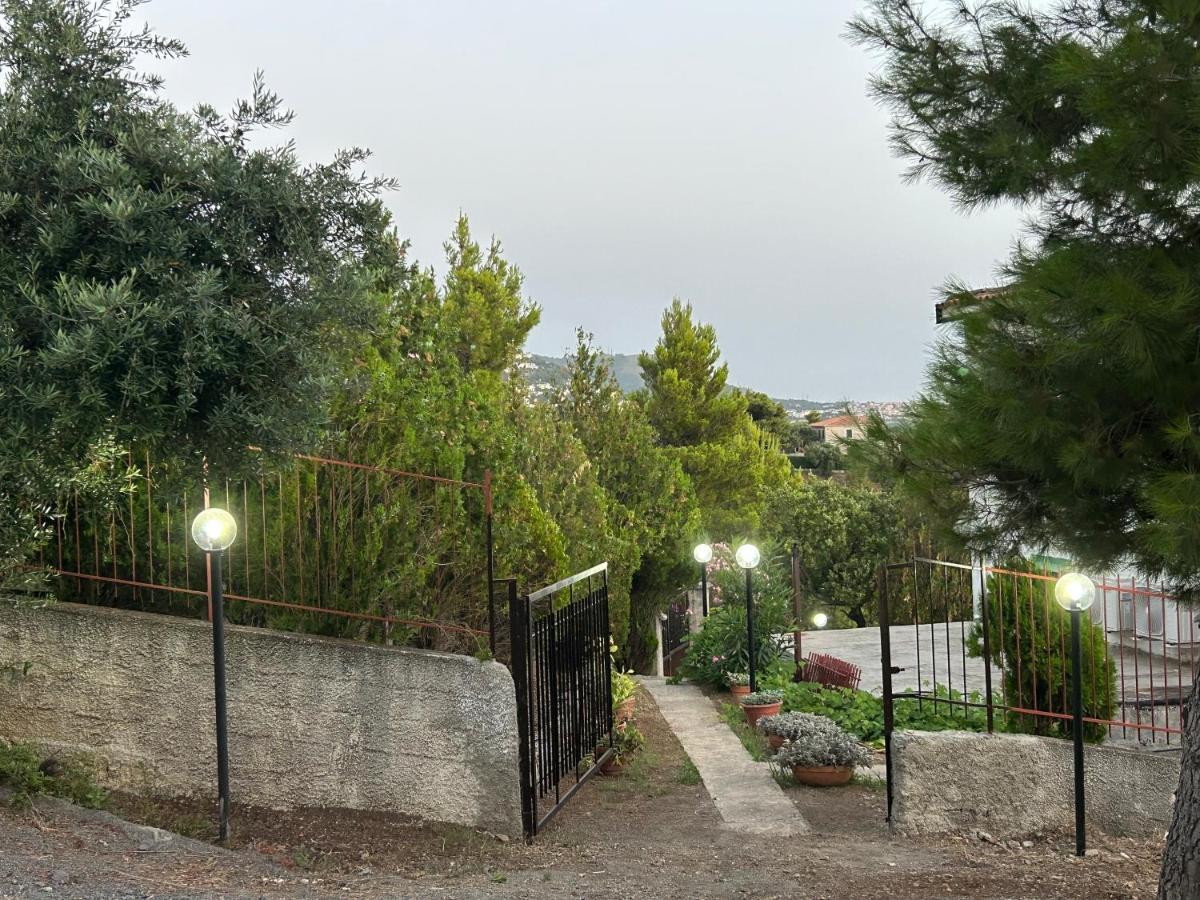 Villa Loren Praia a Mare Buitenkant foto